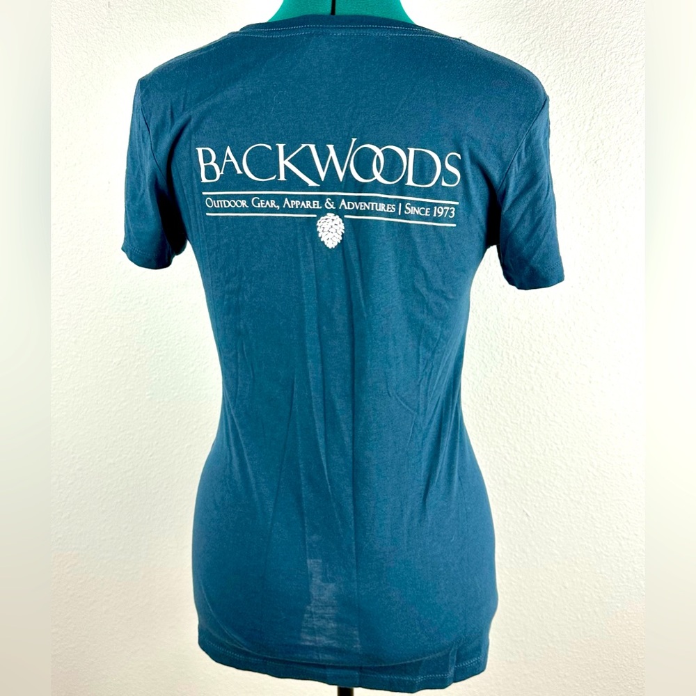Like new Backwoods T shirt size L.